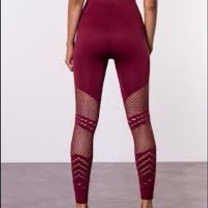BETTER BODIES Waverly Mesh Tights Sangria Red